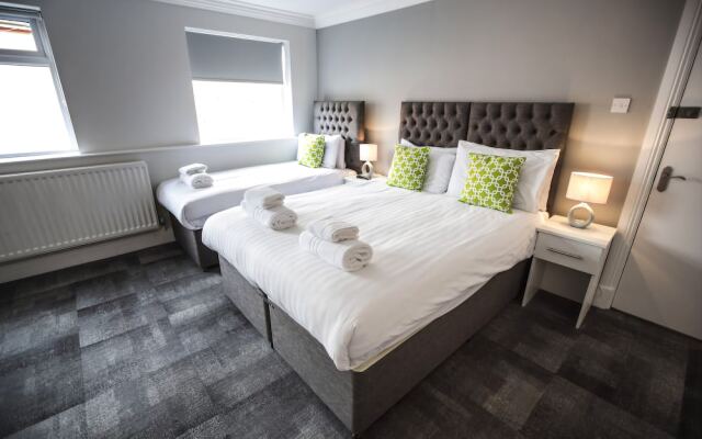 Hotel 52; Sure Hotel Collection by Best Western