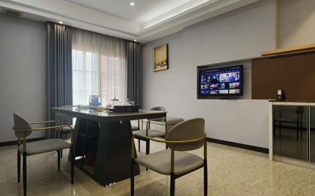 Fuxiang Hotel