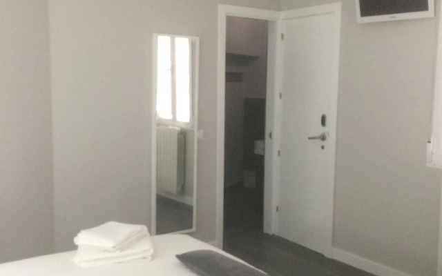 Diezmadrid Hostal