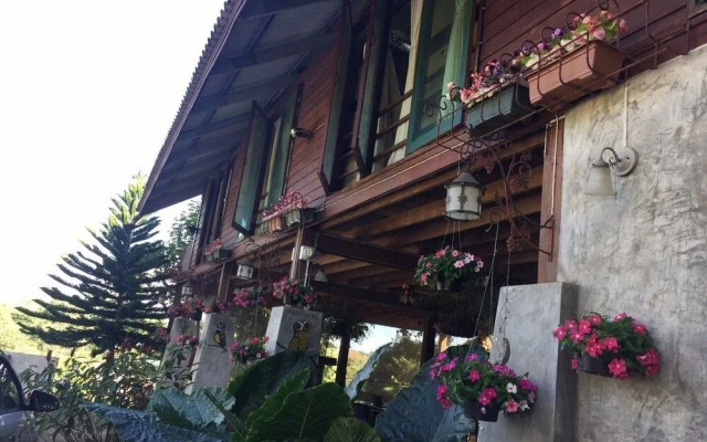 Red Z Cool Mountain Resort