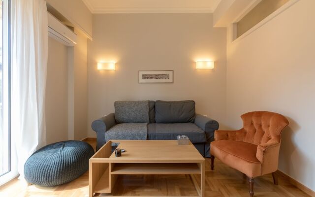 Chic Flat at Kolonaki in Heart of Athens