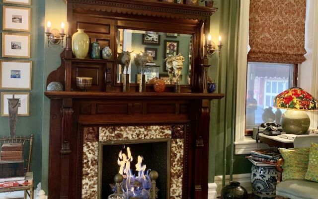 The Dolon House Bed and Breakfast
