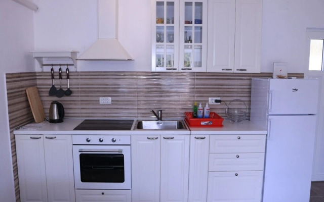 Nane Garden - House With Pool - H