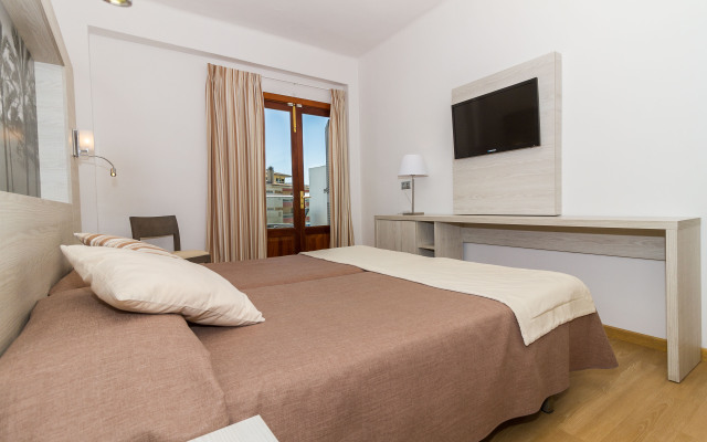 Eix Alcudia Hotel - Adults Only