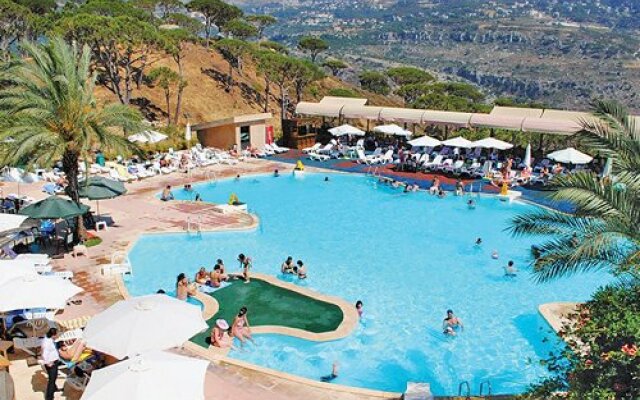 Pineland Resort and Country Club, Hammana, Lebanon