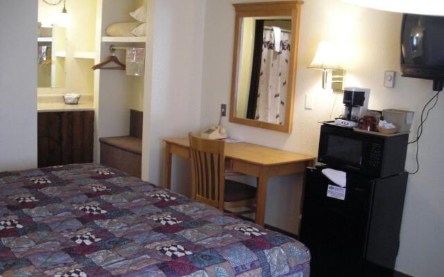 Falls Motel