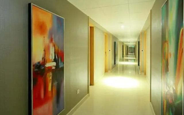 Uzone Serviced Apartment