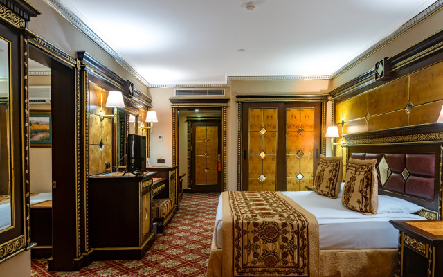 Club Hotel Sera