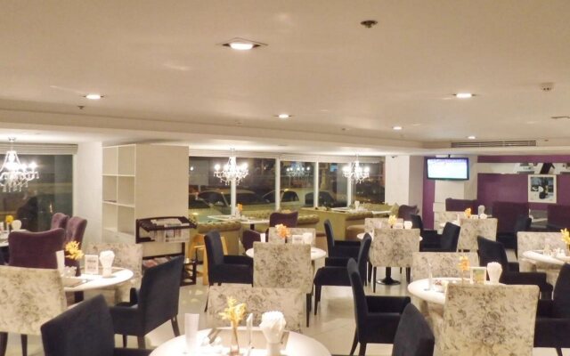Nova Gold Hotel (SHA Extra Plus)