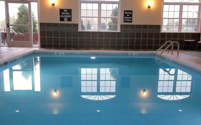 Best Western Plus Easton Inn & Suites