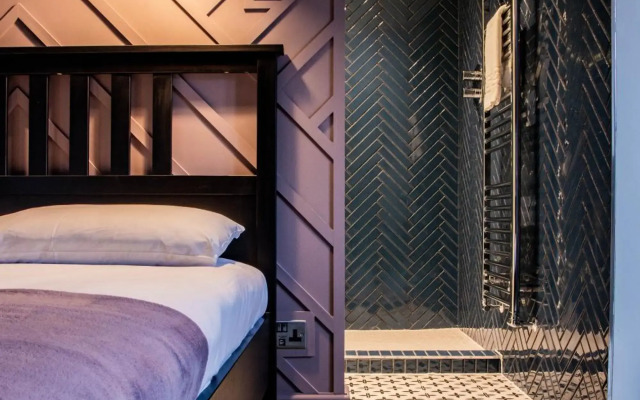 The Jacobean Hotel