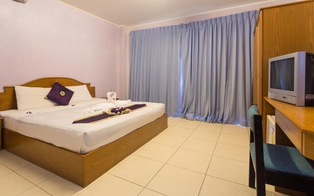 "room in Guest Room - Bucintoro Restaurant & Guesthouse Belvedere - Central Double Room With Ac & Wifi"