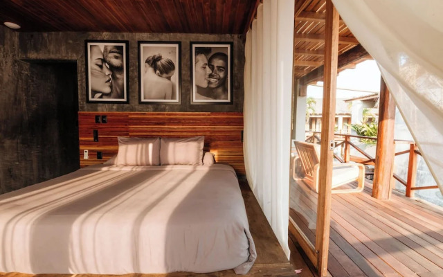 Naked Hotel Zipolite