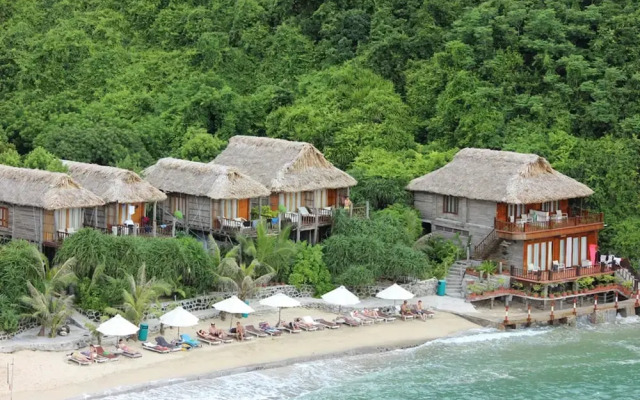 Cat Ba Sisters Legend Cruise