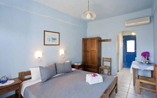 Stefano Apartments