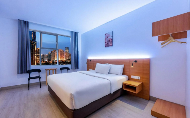Grand   Thamrin  Hotel