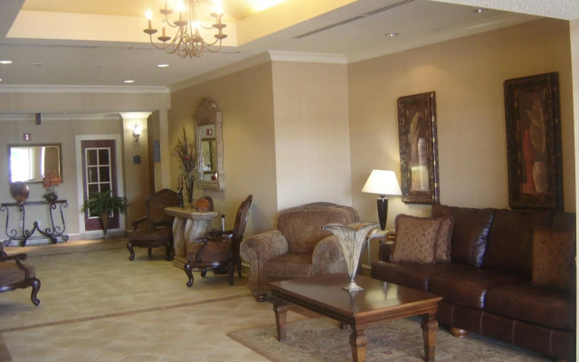 Garner Hotel Longview South by IHG