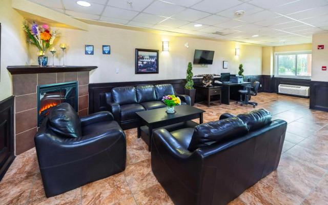 Comfort Inn And Suites Edson