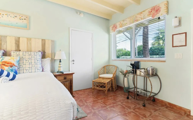 The Ocean View Inn & Pub