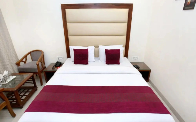 Hotel Joy by OYO Rooms
