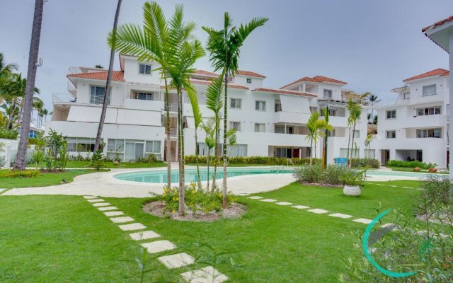 Deluxe E1, 2 Br, Pool,Terrace,Close To The Beach!