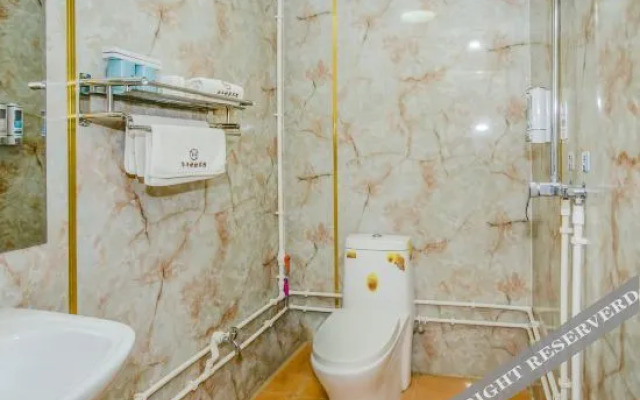 Guyuan Huafeng Express Hotel