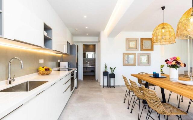 Villa Smili-Naiades/3 bedrooms, luxury, beachfront