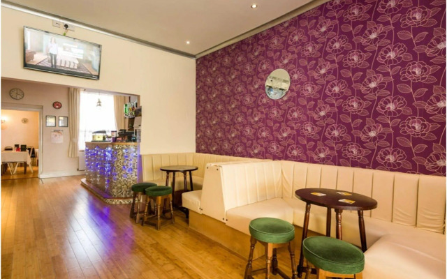 Canberra Hotel