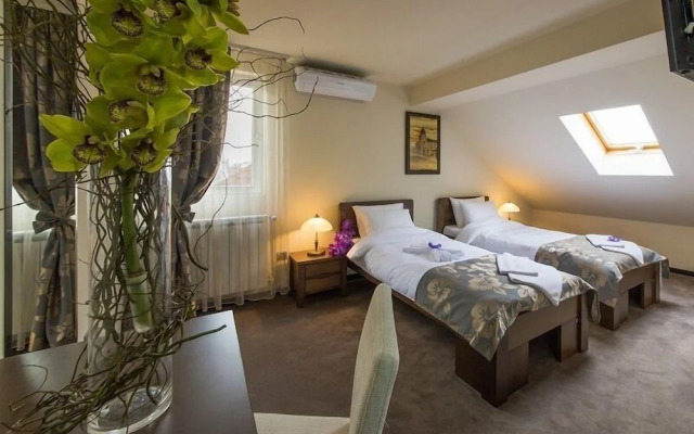 Central Lux Hotel Kragujevac