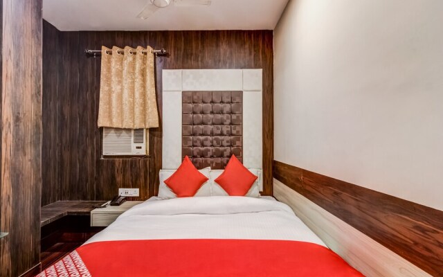 Oyo 24171 Hotel Meridian
