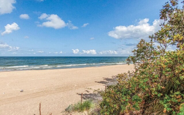 Awesome Home in Mielno With 5 Bedrooms and Wifi