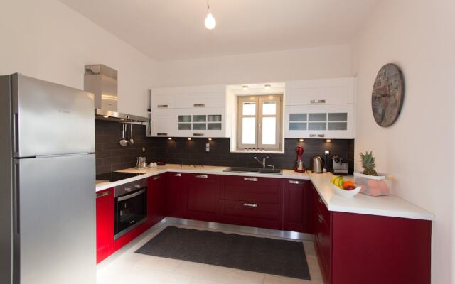 Parian Hill Residence Villa