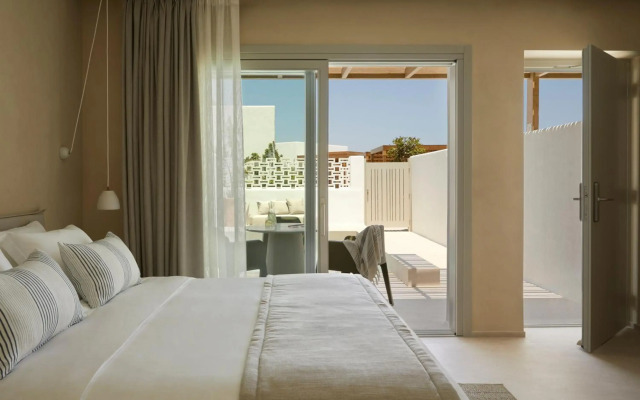 Parocks Luxury Hotel & Spa