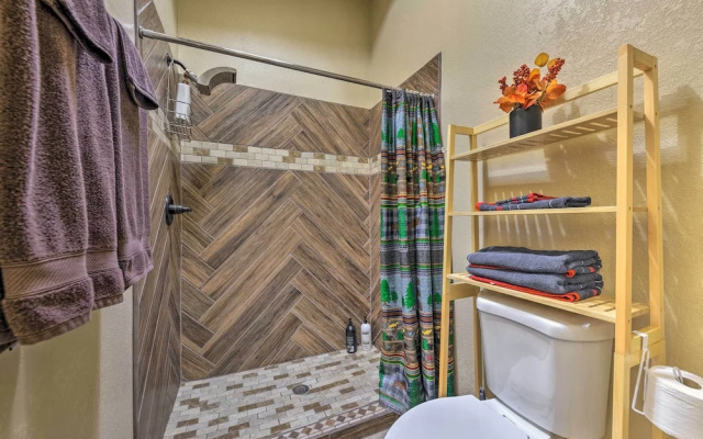 All-season Alto Getaway w/ Fire Pit & Deck!