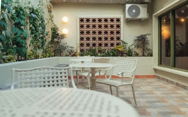 Hotel Botique Roomzz Laureles