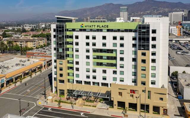 Hyatt Place Glendale / Los Angeles