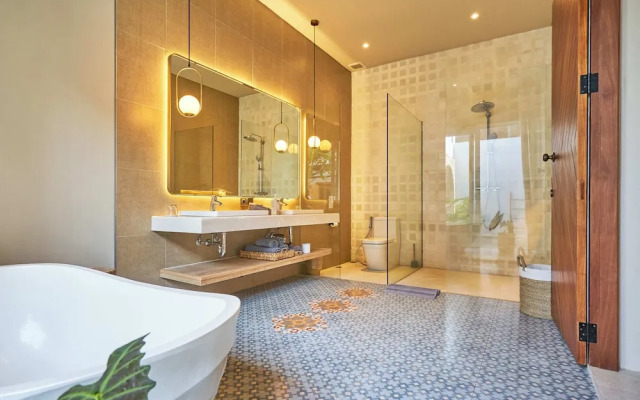 Luna Ola Villa Berawa