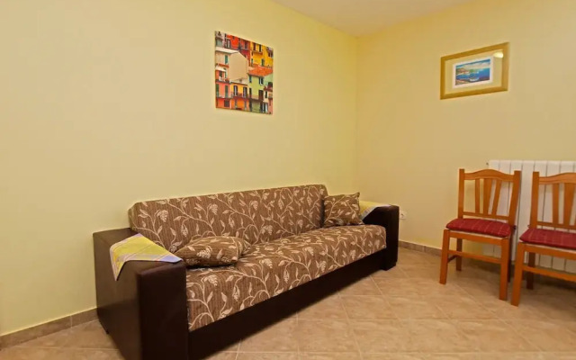 Apartment 1094