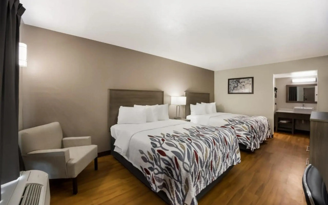 Red Roof Inn & Suites Thomasville