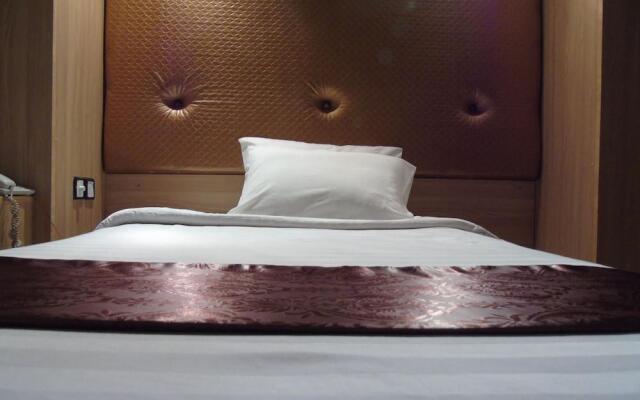 Al Burj International Hotel