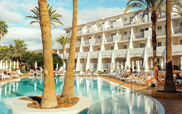 Sunprime Atlantic View Suite & Spa