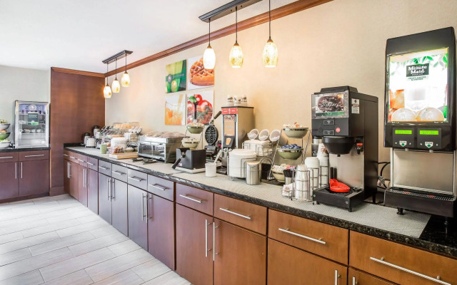 Quality Inn & Suites