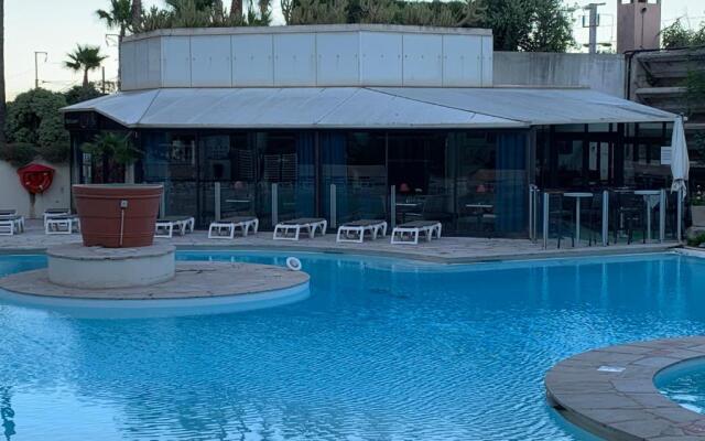 Le Palm Azur
