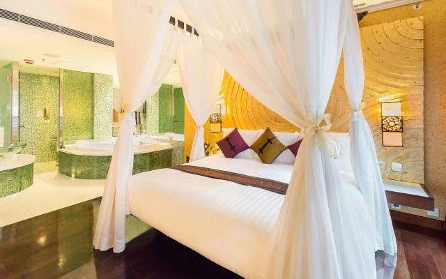Regal Airport Hotel
