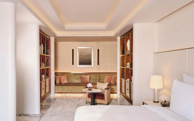 The Lana - Dorchester Collection