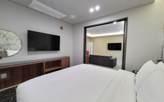 Hotel PIED Suseong