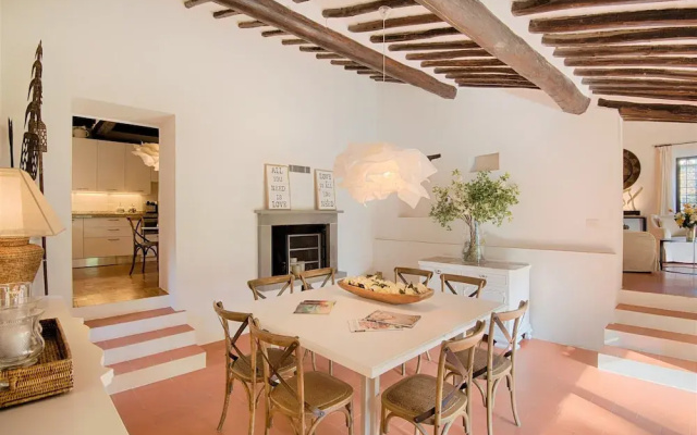 Villa in Chianti for 6 Persons