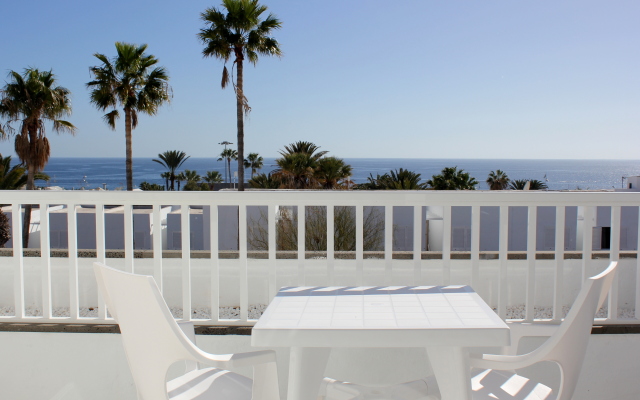 Arena Dorada - Apartments