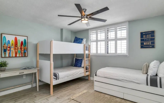 Sand Dollar 306