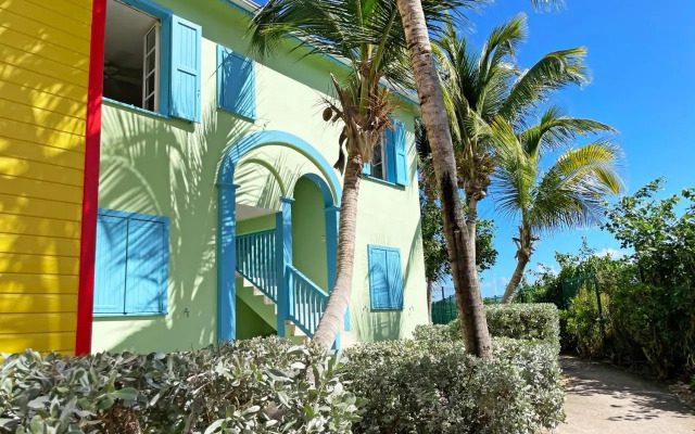 Orient Bay Beach Front Apartment